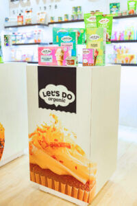 Pedestals highlighting products in custom trade show booth design