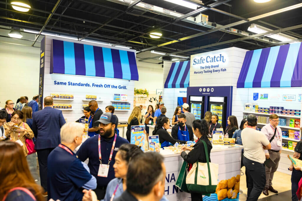 Tuna burger bar inside Safe Catch Expo West booth